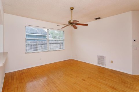 Villa ou maison à vendre à Oviedo, Floride: 3 chambres, 104.89 m2 № 1903888 - photo 3