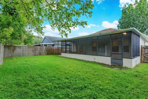 Villa ou maison à vendre à Oviedo, Floride: 3 chambres, 104.89 m2 № 1903888 - photo 16