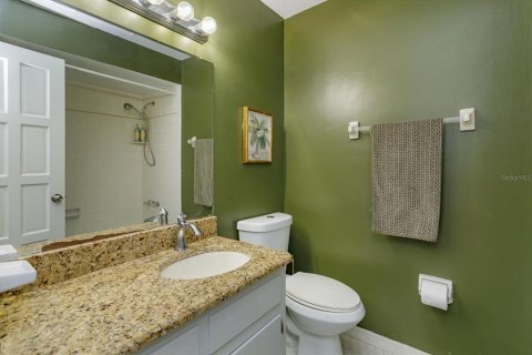 House in Orlando, Florida 3 bedrooms, 181.35 sq.m. № 2258206 - photo 22