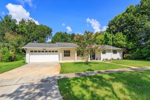 House in Orlando, Florida 3 bedrooms, 181.35 sq.m. № 2258206 - photo 2