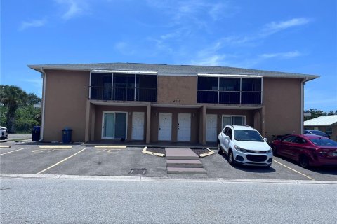 Appartement à louer à Bradenton, Floride: 2 chambres, 92.34 m2 № 1806661 - photo 1