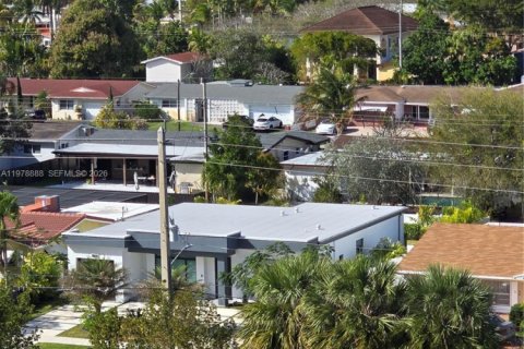 Купить кондоминиум в Холливуд, Флорида 2 спальни, 124.86м2, № 2049307 - фото 18