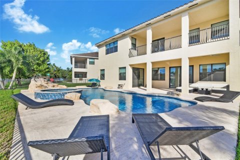 House in Boca Raton, Florida 5 bedrooms, 371.14 sq.m. № 1845866 - photo 5