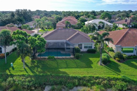 House in Sarasota, Florida 3 bedrooms, 219.81 sq.m. № 2291941 - photo 11