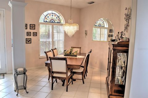 House in Sarasota, Florida 3 bedrooms, 219.81 sq.m. № 2291941 - photo 6