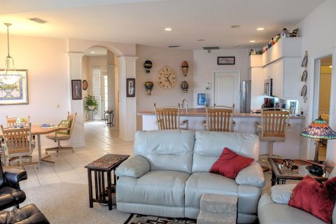 House in Sarasota, Florida 3 bedrooms, 219.81 sq.m. № 2291941 - photo 14