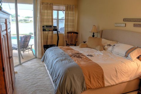 House in Sarasota, Florida 3 bedrooms, 219.81 sq.m. № 2291941 - photo 15
