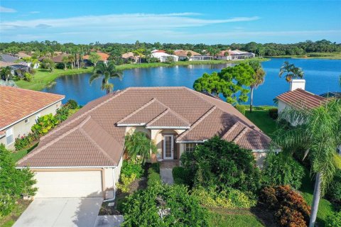 House in Sarasota, Florida 3 bedrooms, 219.81 sq.m. № 2291941