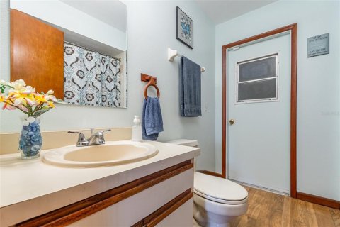 House in Osteen, Florida 3 bedrooms, 154.68 sq.m. № 1911323 - photo 20