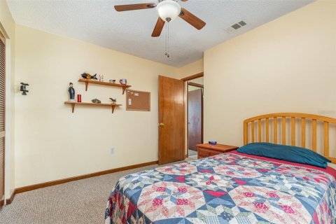 House in Osteen, Florida 3 bedrooms, 154.68 sq.m. № 1911323 - photo 19