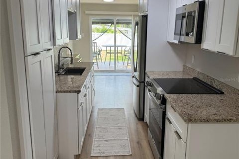 House in Port Orange, Florida 3 bedrooms, 77.48 sq.m. № 1900126 - photo 5