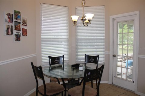 House in Land O' Lakes, Florida 3 bedrooms, 155.89 sq.m. № 1747789 - photo 3