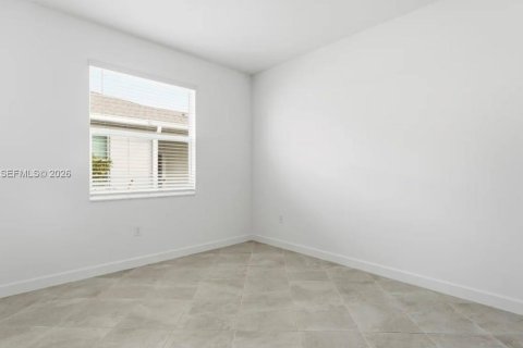 Casa en alquiler en Lehigh Acres, Florida, 3 dormitorios № 2076552 - foto 12
