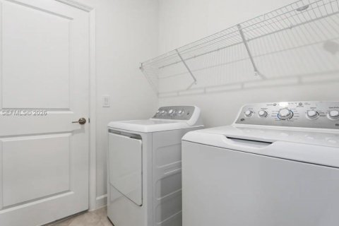 Casa en alquiler en Lehigh Acres, Florida, 3 dormitorios № 2076552 - foto 10