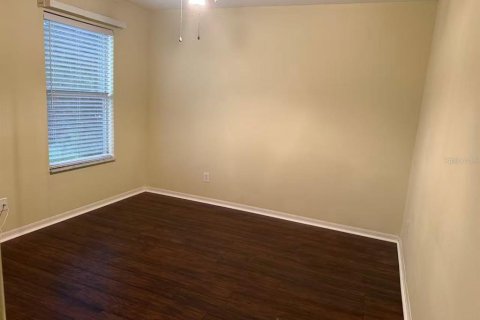 Casa en alquiler en Orlando, Florida, 5 dormitorios, 256.41 m2 № 1911744 - foto 13