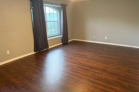 Casa en alquiler en Orlando, Florida, 5 dormitorios, 256.41 m2 № 1911744 - foto 23