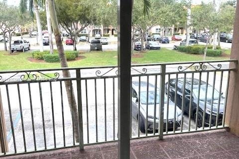 Снять в аренду квартиру в Дорал, Флорида 3 спальни, 118.08м2, № 1963732 - фото 14