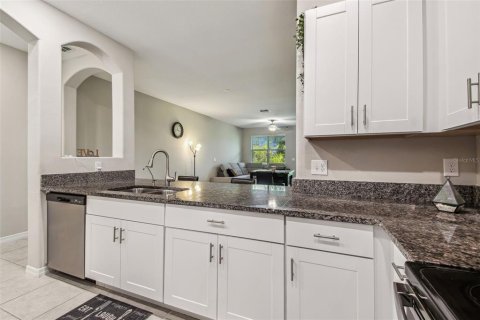 Adosado en venta en Ruskin, Florida, 3 dormitorios, 166.85 m2 № 1615514 - foto 4