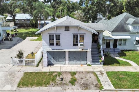 House in Plant City, Florida 8 bedrooms, 282.89 sq.m. № 2229251 - photo 5