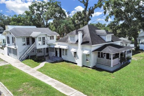 House in Plant City, Florida 8 bedrooms, 282.89 sq.m. № 2229251