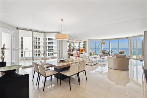 Condominio en venta en Aventura, Florida, 3 dormitorios, 245.26 m2 № 1864222 - foto 11