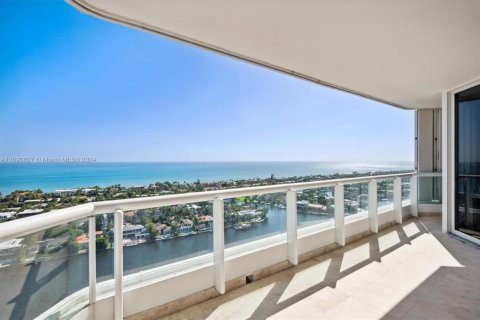 Condominio en venta en Aventura, Florida, 3 dormitorios, 245.26 m2 № 1864222 - foto 5