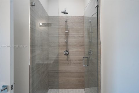 Casa en venta en Homestead, Florida, 5 dormitorios № 2008141 - foto 13