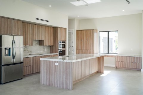 Casa en venta en Homestead, Florida, 5 dormitorios № 2008141 - foto 4