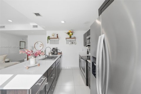 Купить таунхаус в Хомстед, Флорида 4 спальни, № 2049175 - фото 5