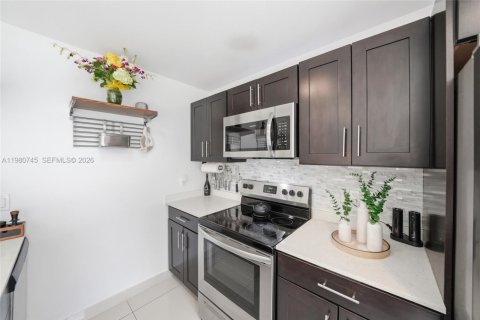 Купить таунхаус в Хомстед, Флорида 4 спальни, № 2049175 - фото 6