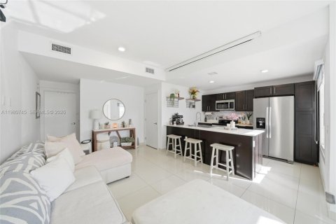 Таунхаус в Хомстед, Флорида 4 спальни № 2049175