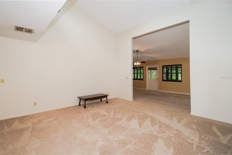 House in Dade City, Florida 2 bedrooms, 218.97 sq.m. № 1780642 - photo 6