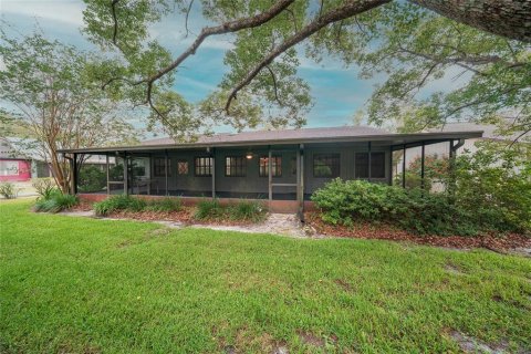 House in Dade City, Florida 2 bedrooms, 218.97 sq.m. № 1780642 - photo 30