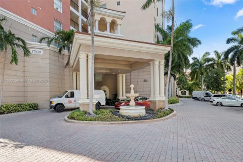 Condo in Sunny Isles Beach, Florida, 2 bedrooms  № 2043298 - photo 7