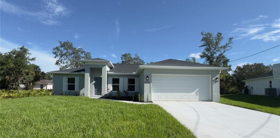 Villa ou maison à North Port, Floride 3 chambres, 133.5 m2 № 1903608