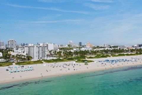 Condominio en venta en Miami Beach, Florida, 1 dormitorio, 60.94 m2 № 1706665 - foto 18