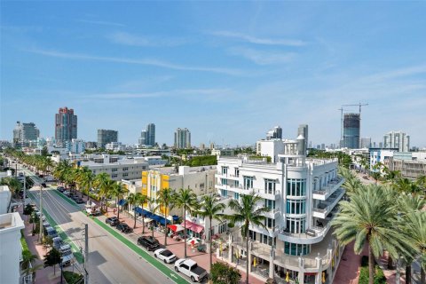 Condominio en venta en Miami Beach, Florida, 1 dormitorio, 60.94 m2 № 1706665 - foto 1