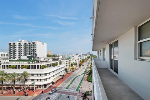 Condominio en venta en Miami Beach, Florida, 1 dormitorio, 60.94 m2 № 1706665 - foto 10