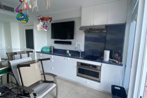 Condominio en venta en Hallandale Beach, Florida, 3 dormitorios, 145.95 m2 № 1847792 - foto 7
