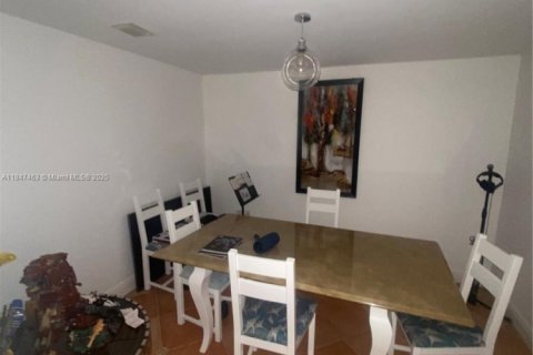 Condominio en venta en Hallandale Beach, Florida, 3 dormitorios, 145.95 m2 № 1847792 - foto 15