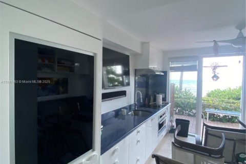 Condominio en venta en Hallandale Beach, Florida, 3 dormitorios, 145.95 m2 № 1847792 - foto 3