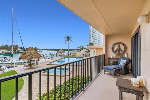 Condominio en venta en Clearwater, Florida, 1 dormitorio, 63.17 m2 № 2209847 - foto 28