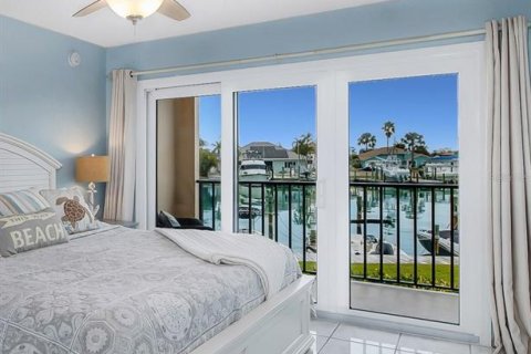 Condominio en venta en Clearwater, Florida, 1 dormitorio, 63.17 m2 № 2209847 - foto 13
