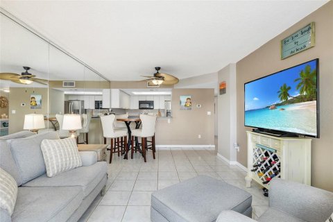 Condominio en venta en Clearwater, Florida, 1 dormitorio, 63.17 m2 № 2209847 - foto 21