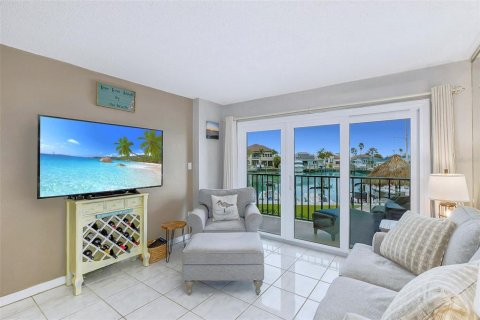 Condominio en venta en Clearwater, Florida, 1 dormitorio, 63.17 m2 № 2209847 - foto 17