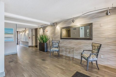 Condominio en venta en Clearwater, Florida, 1 dormitorio, 63.17 m2 № 2209847 - foto 4