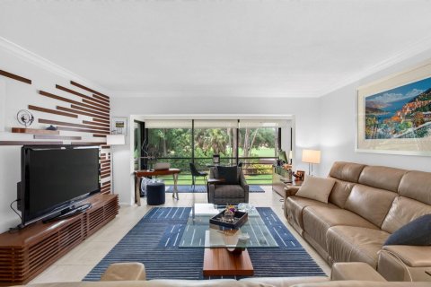Condo in Boynton Beach, Florida, 2 bedrooms  № 2171543 - photo 4