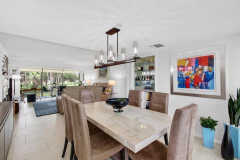 Condo in Boynton Beach, Florida, 2 bedrooms  № 2171543 - photo 8