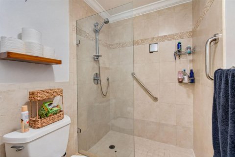 Condo in Boynton Beach, Florida, 2 bedrooms  № 2171543 - photo 15