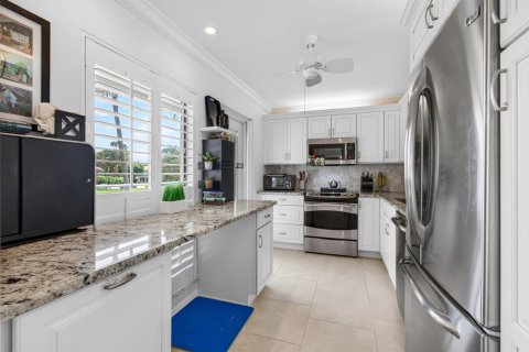 Condo in Boynton Beach, Florida, 2 bedrooms  № 2171543 - photo 10